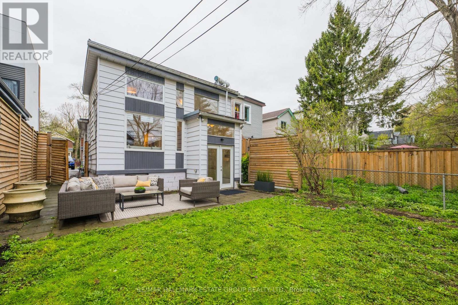 203 Rhodes Avenue, Toronto, Ontario  M4L 3A2 - Photo 46 - E13124538