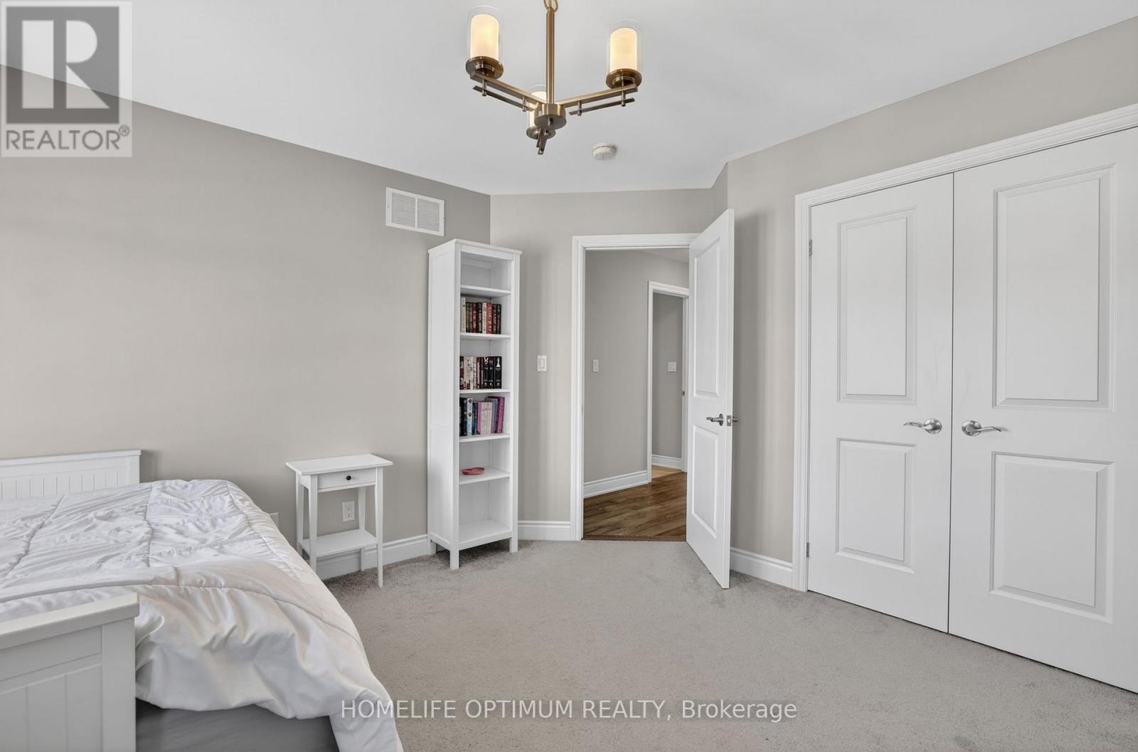 33 St Augustine Drive, Whitby, Ontario  L1M 0L7 - Photo 22 - E13124552
