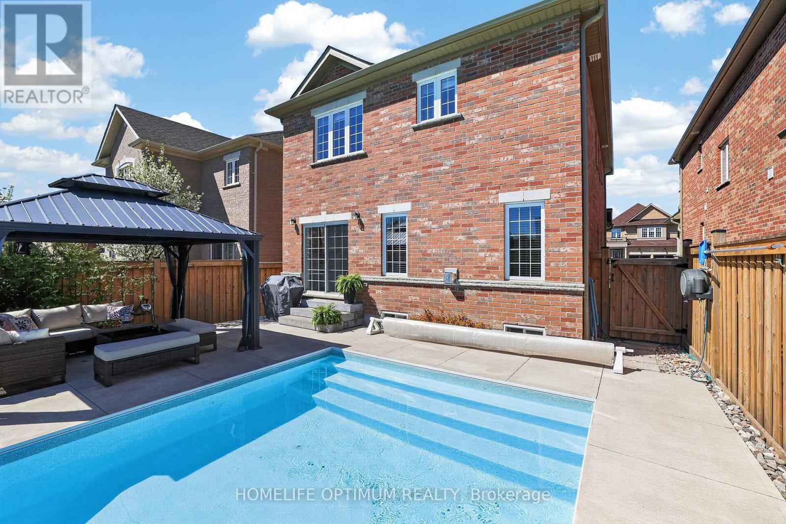 33 St Augustine Drive, Whitby, Ontario  L1M 0L7 - Photo 40 - E13124552