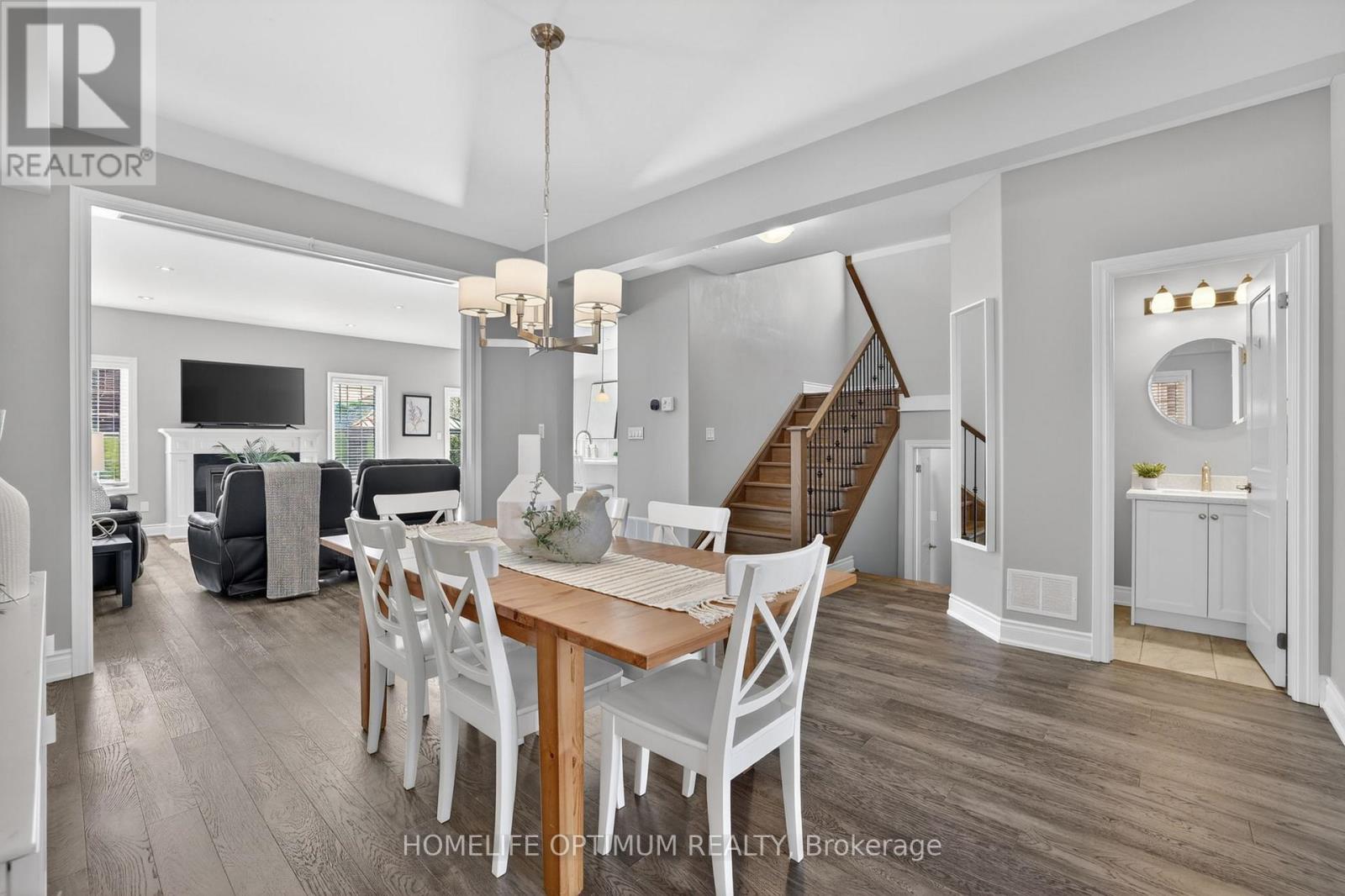 33 St Augustine Drive, Whitby, Ontario  L1M 0L7 - Photo 6 - E13124552