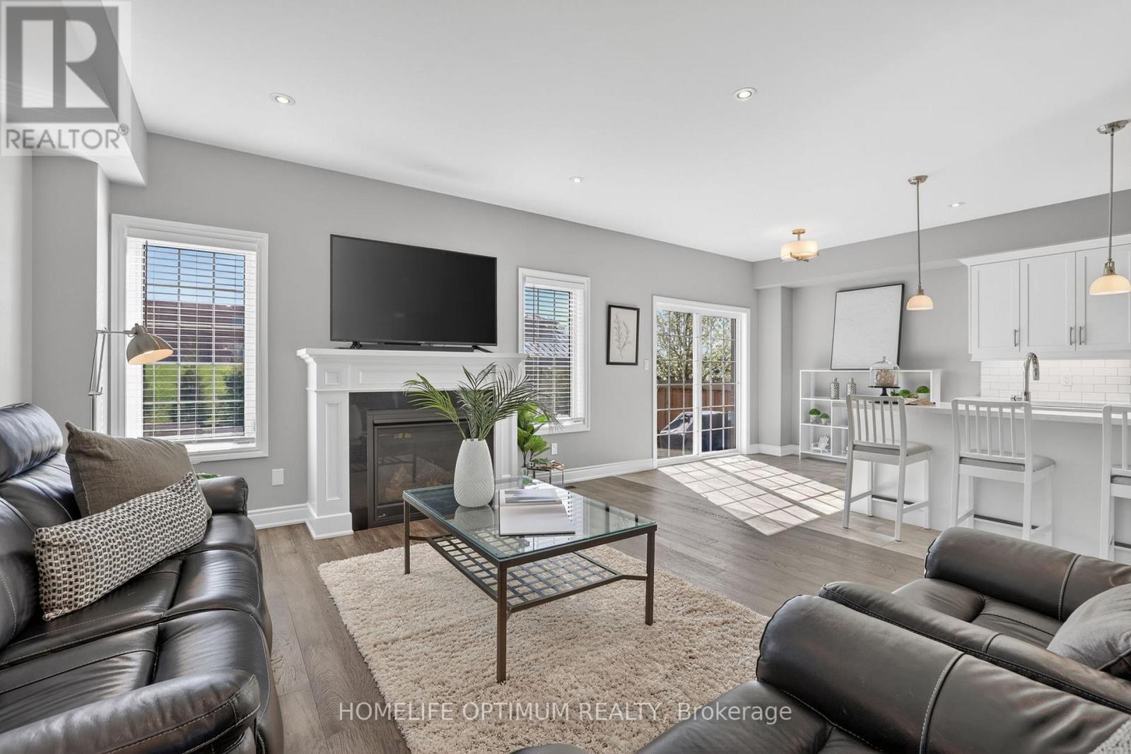 33 St Augustine Drive, Whitby, Ontario  L1M 0L7 - Photo 7 - E13124552