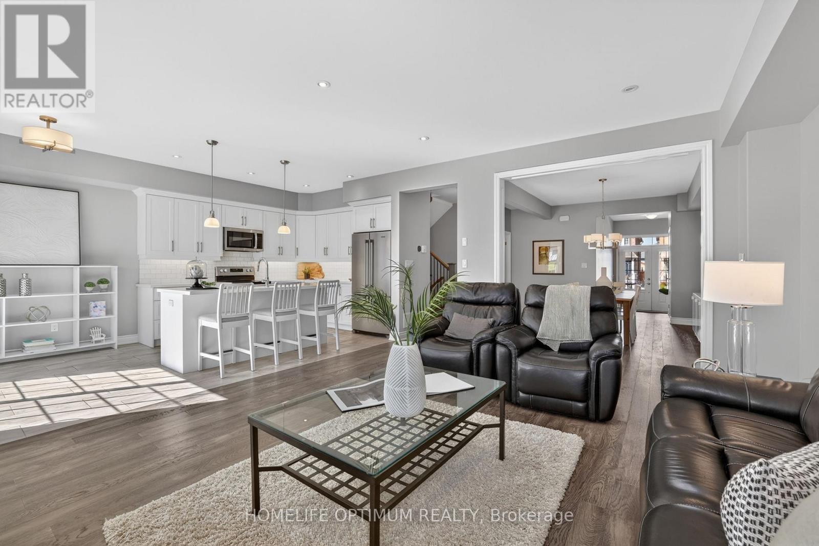 33 St Augustine Drive, Whitby, Ontario  L1M 0L7 - Photo 8 - E13124552