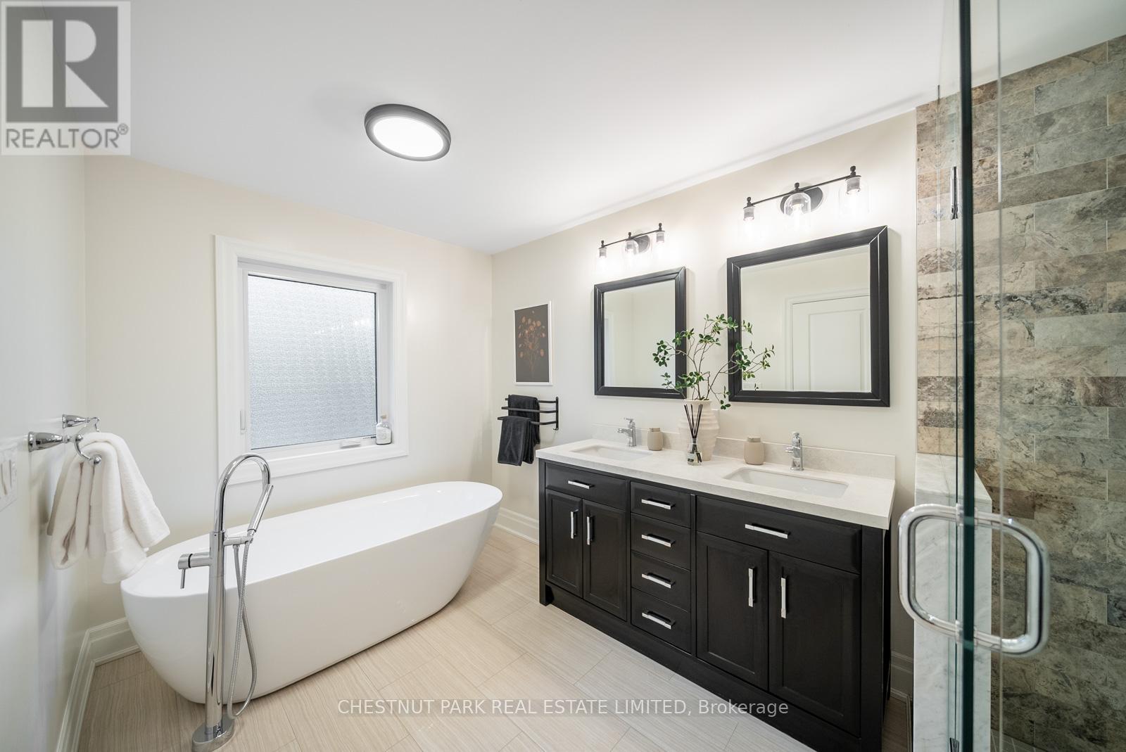 1 Ionson Boulevard, Toronto, Ontario  M1N 2B1 - Photo 25 - E13124624