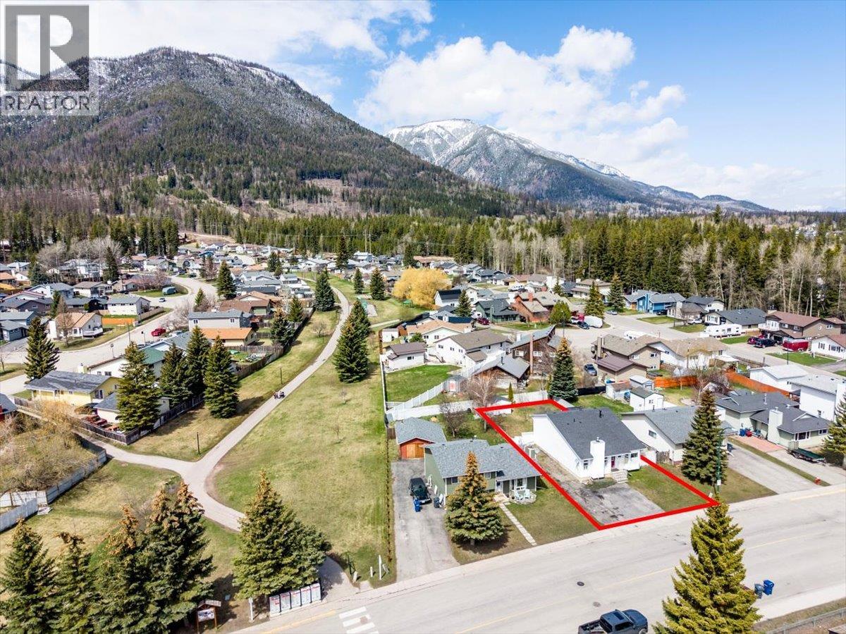 1285 Ponderosa Drive, Sparwood, British Columbia  V0B 2G0 - Photo 35 - 10387262