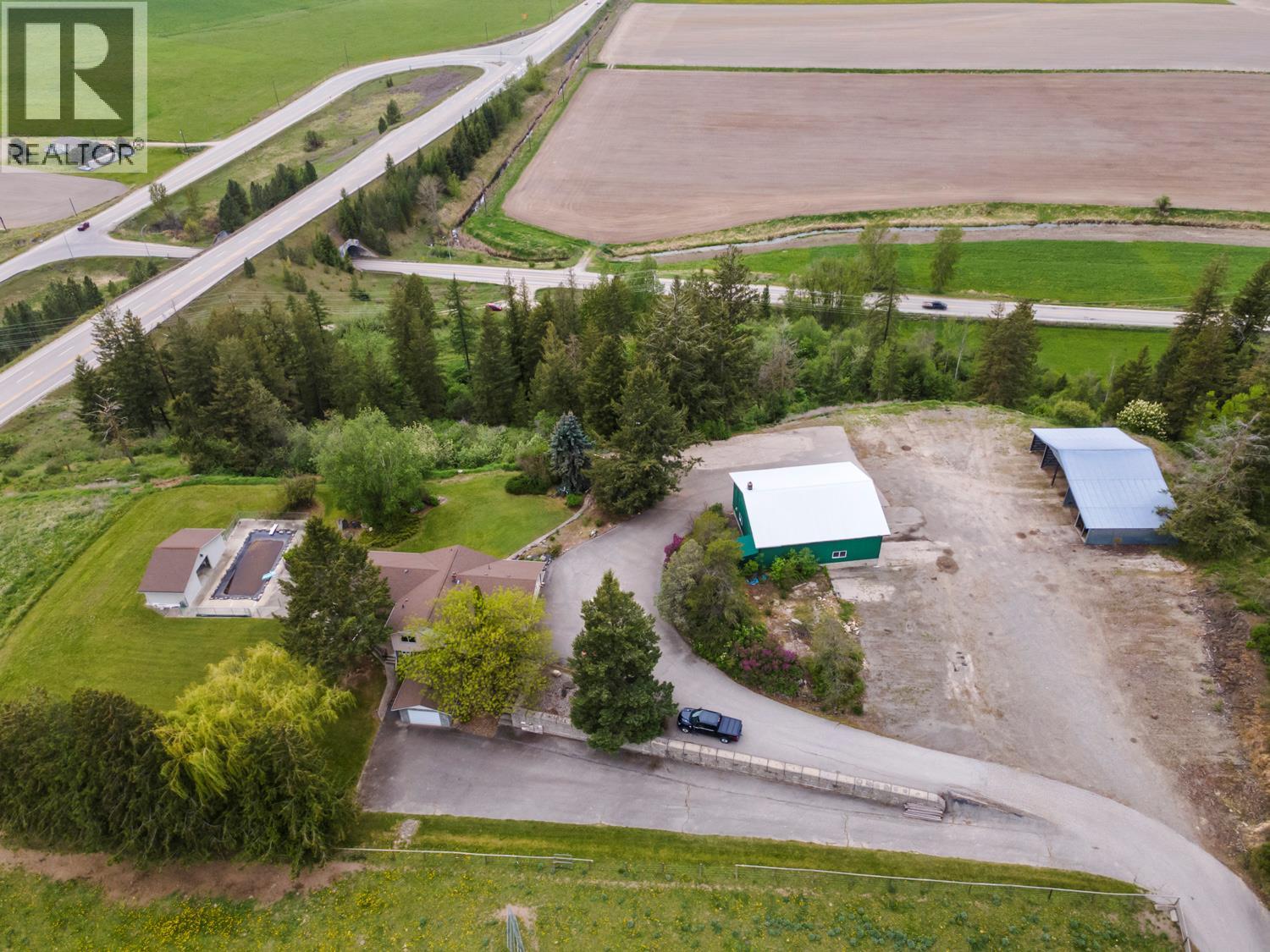 425 Ash Road, Creston, British Columbia  V0B 1G8 - Photo 6 - 10387180