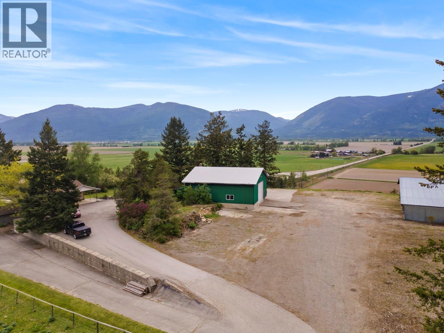 425 Ash Road, Creston, British Columbia  V0B 1G8 - Photo 7 - 10387180