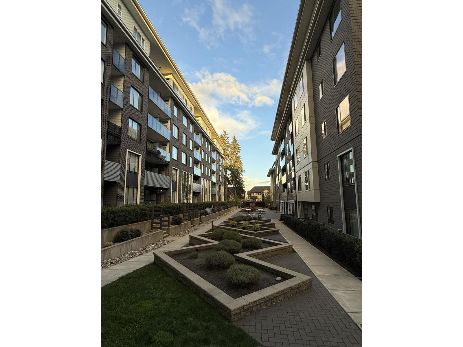 313 15858 Fraser Highway, Surrey, British Columbia  V4N 6X4 - Photo 12 - R3122994