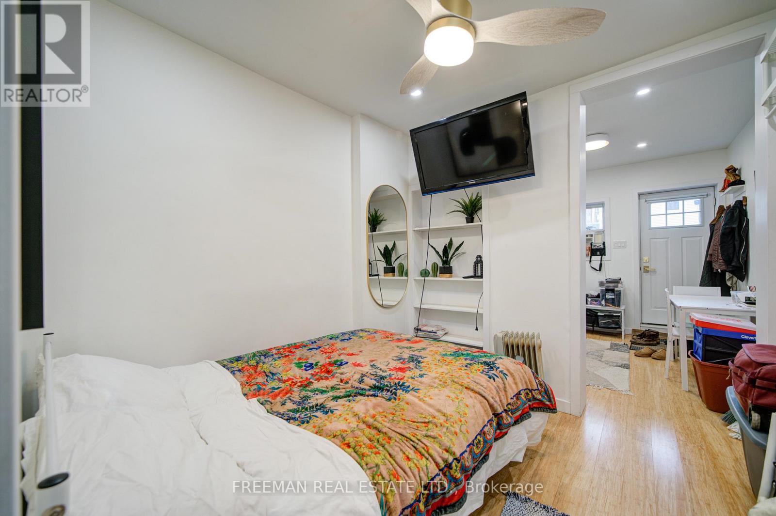 970 Bathurst Street, Toronto, Ontario  M5R 3G6 - Photo 16 - C12973460