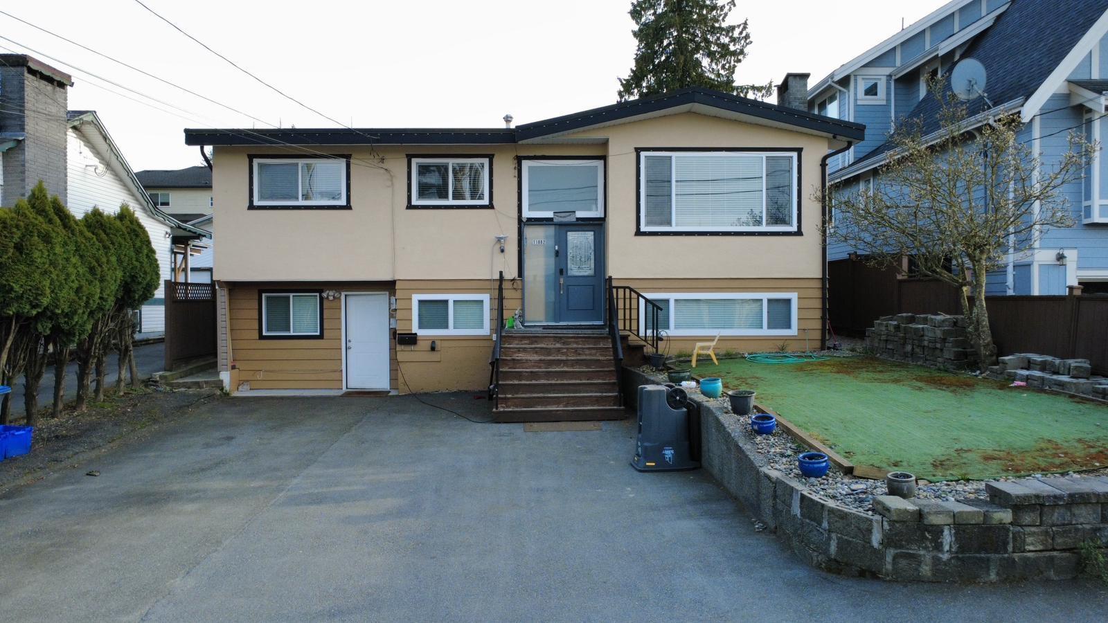 11662 96a Avenue, Surrey, British Columbia  V3V 2A1 - Photo 1 - R3122650