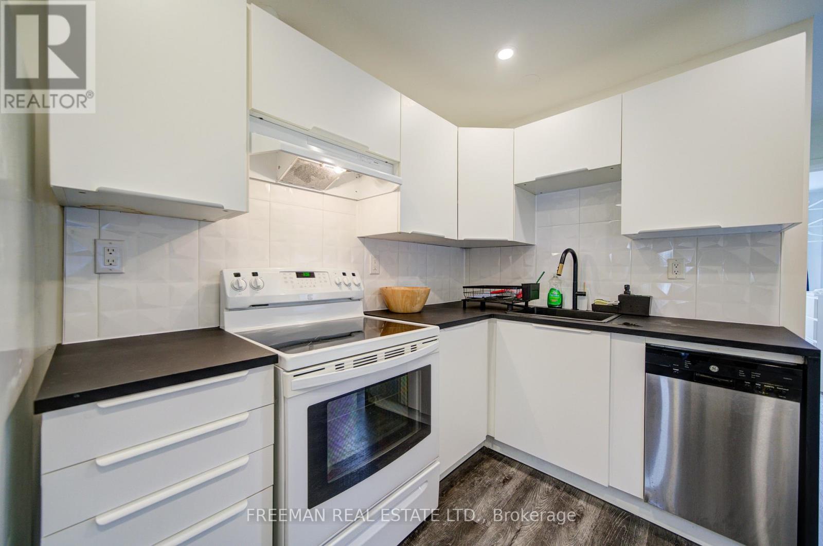 970 Bathurst Street, Toronto, Ontario  M5R 3G6 - Photo 45 - C12973460