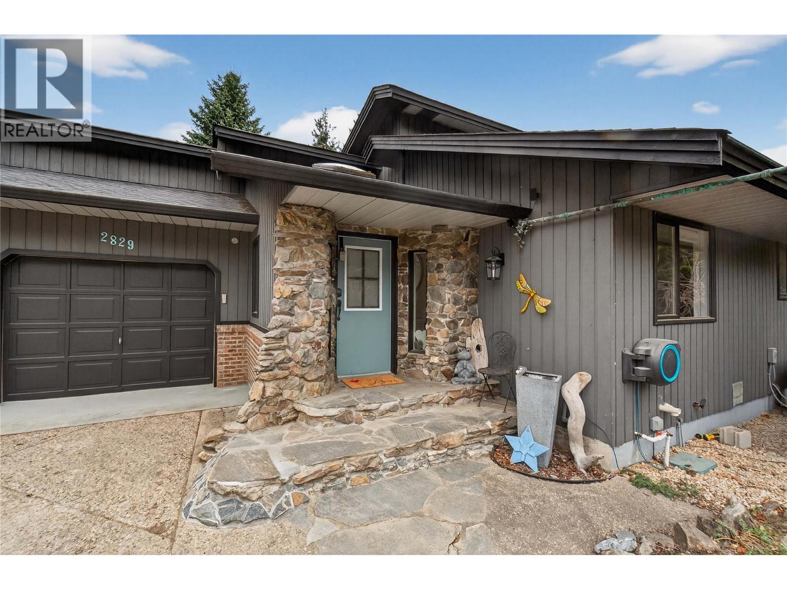 2829 Marine Drive, Blind Bay, British Columbia  V0E 1H1 - Photo 4 - 10377310