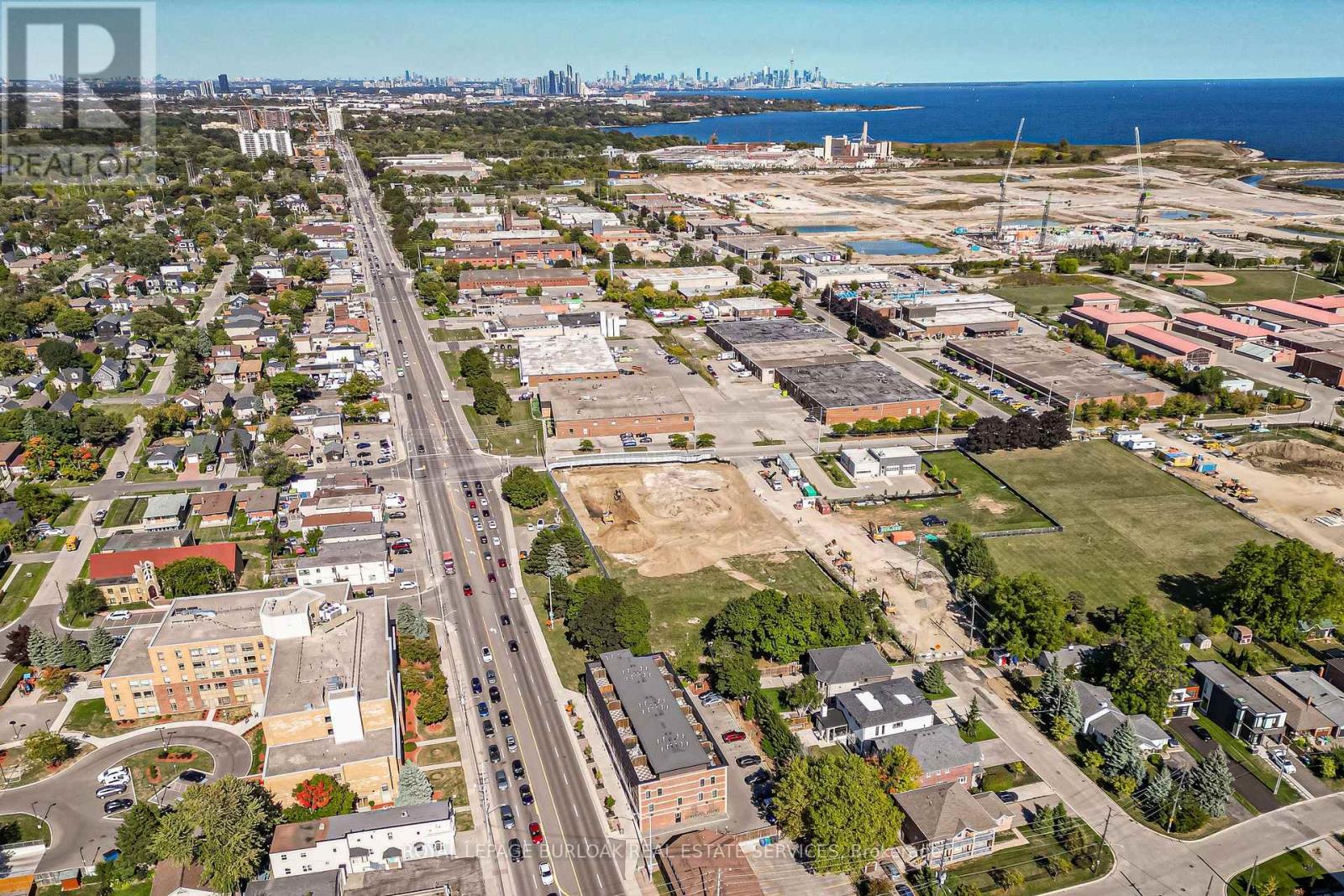 213 - 760 Lakeshore Road E, Mississauga, Ontario  L5E 1C7 - Photo 13 - W13124590