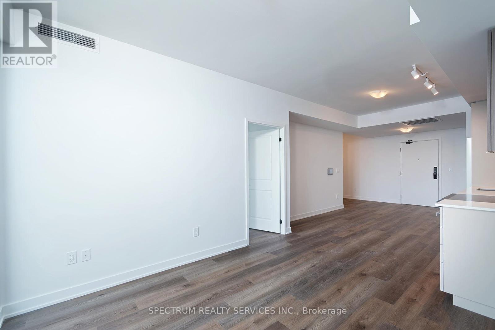 1706 - 2075 Lakeshore Road, Burlington, Ontario  L7R 1E2 - Photo 8 - W13124660