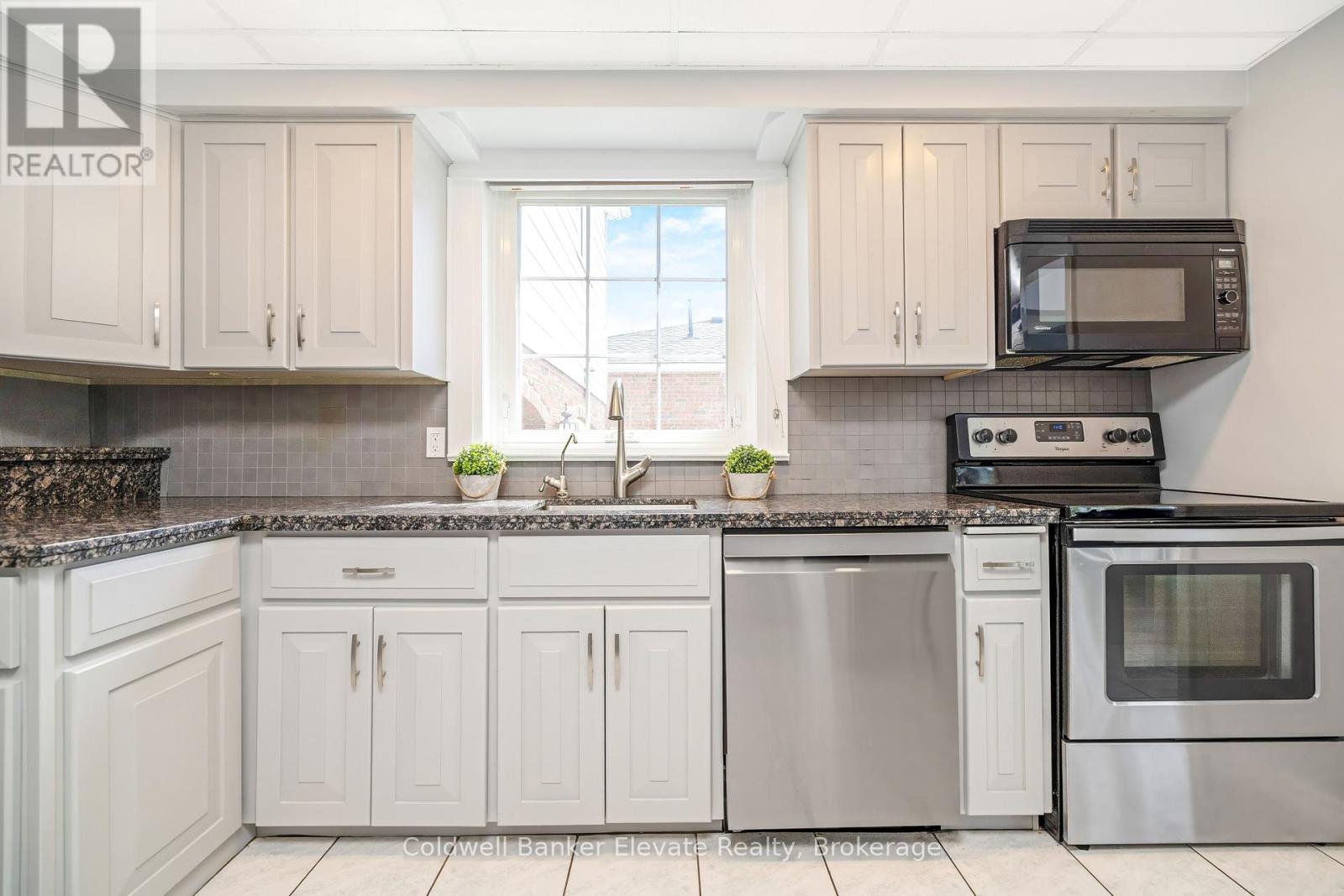 45 Shelley Street, Halton Hills, Ontario  L7G 3X2 - Photo 19 - W13124664