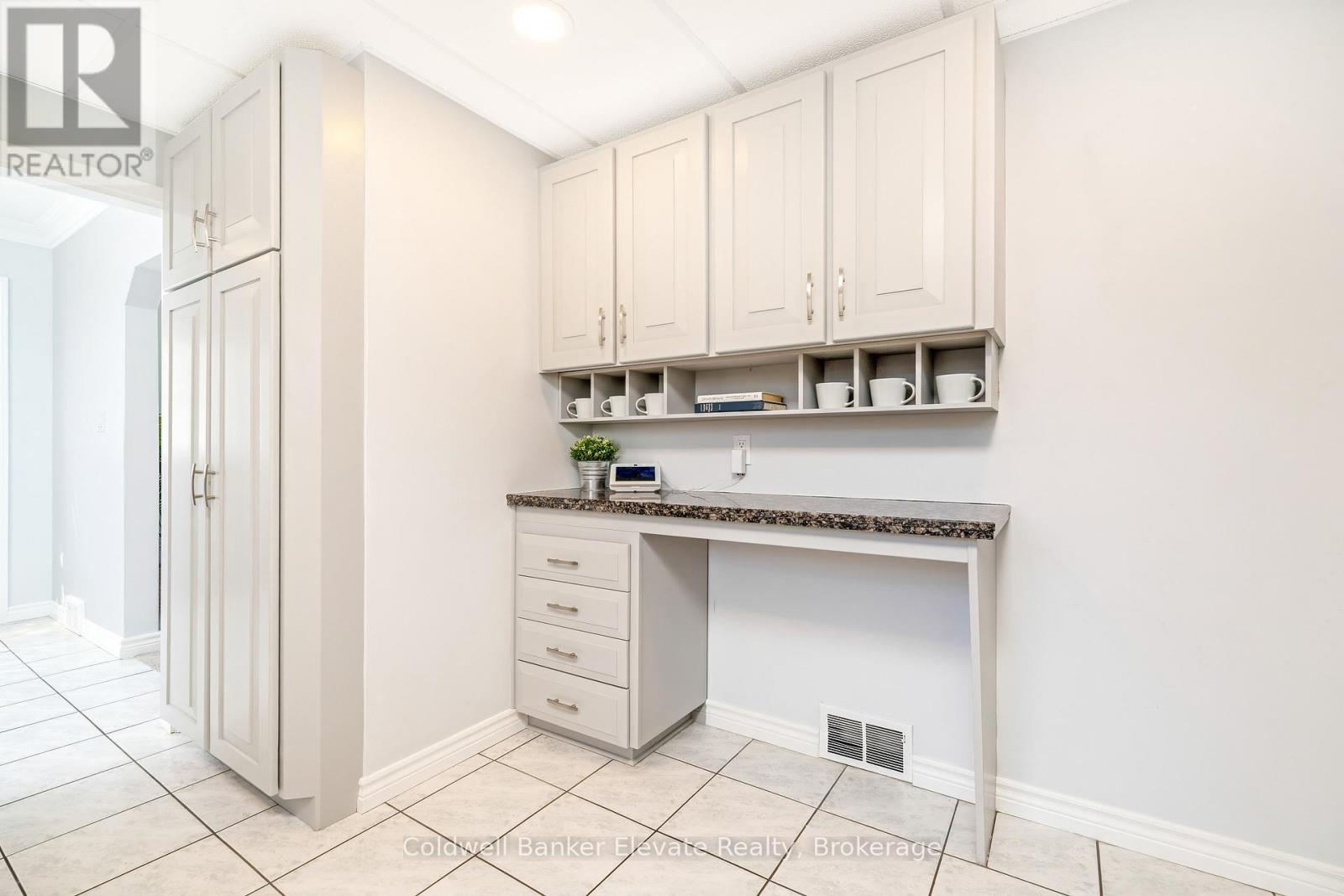 45 Shelley Street, Halton Hills, Ontario  L7G 3X2 - Photo 20 - W13124664