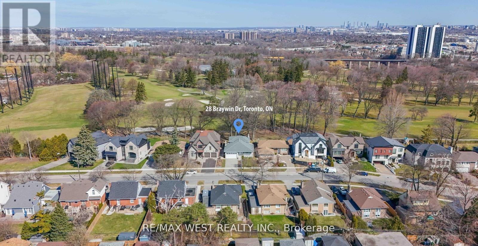 28 Braywin Drive N, Toronto, Ontario  M9P 2P1 - Photo 4 - W13124668