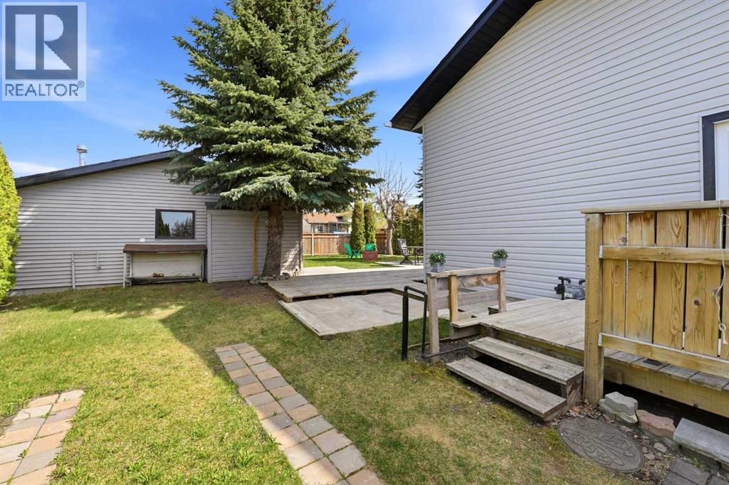 35 Ray Avenue, Red Deer, Alberta  T4P 3B9 - Photo 31 - A2311030