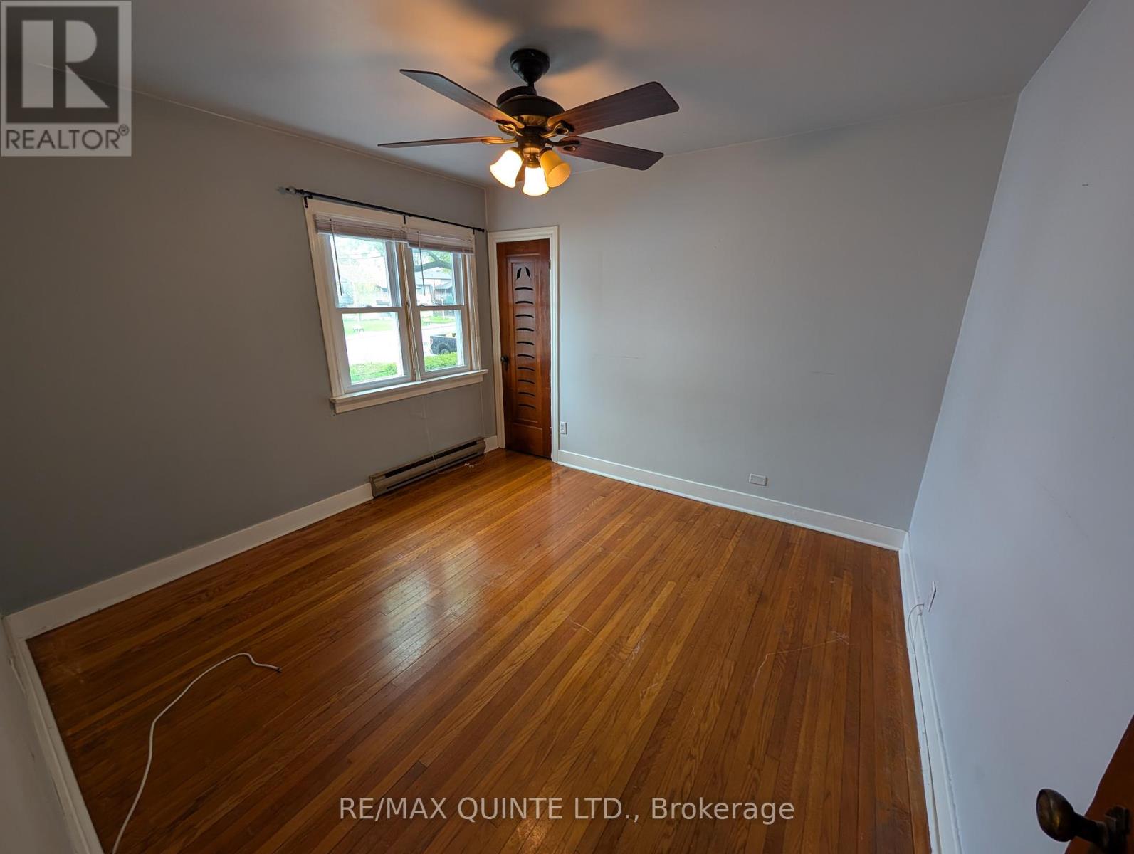 20 Wellington Crescent, Belleville, Ontario  K8P 1E1 - Photo 2 - X13124726