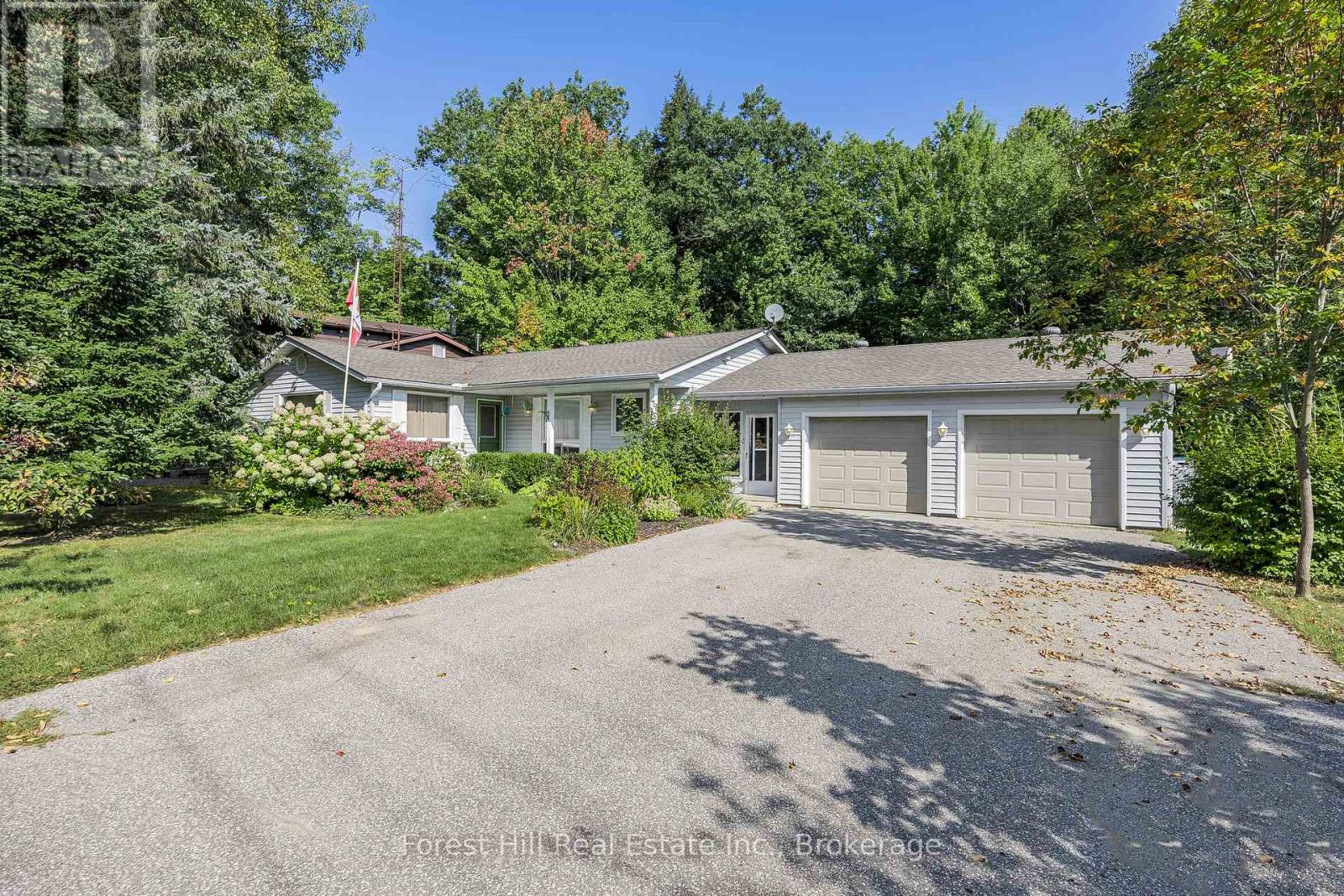 1080 RIVER STREET, Muskoka Lakes, Ontario