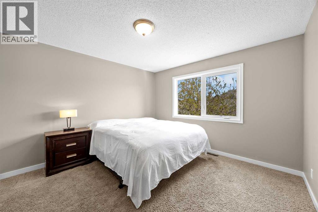 170 Hidden Hills Terrace Nw, Calgary, Alberta  T3A 6E3 - Photo 19 - A2308710