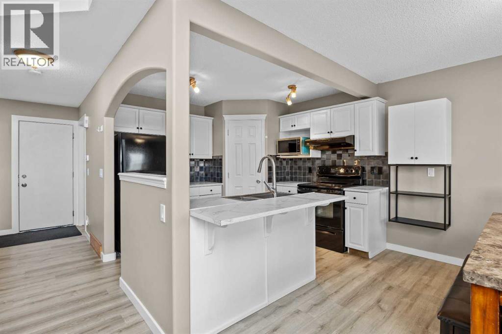 170 Hidden Hills Terrace Nw, Calgary, Alberta  T3A 6E3 - Photo 6 - A2308710