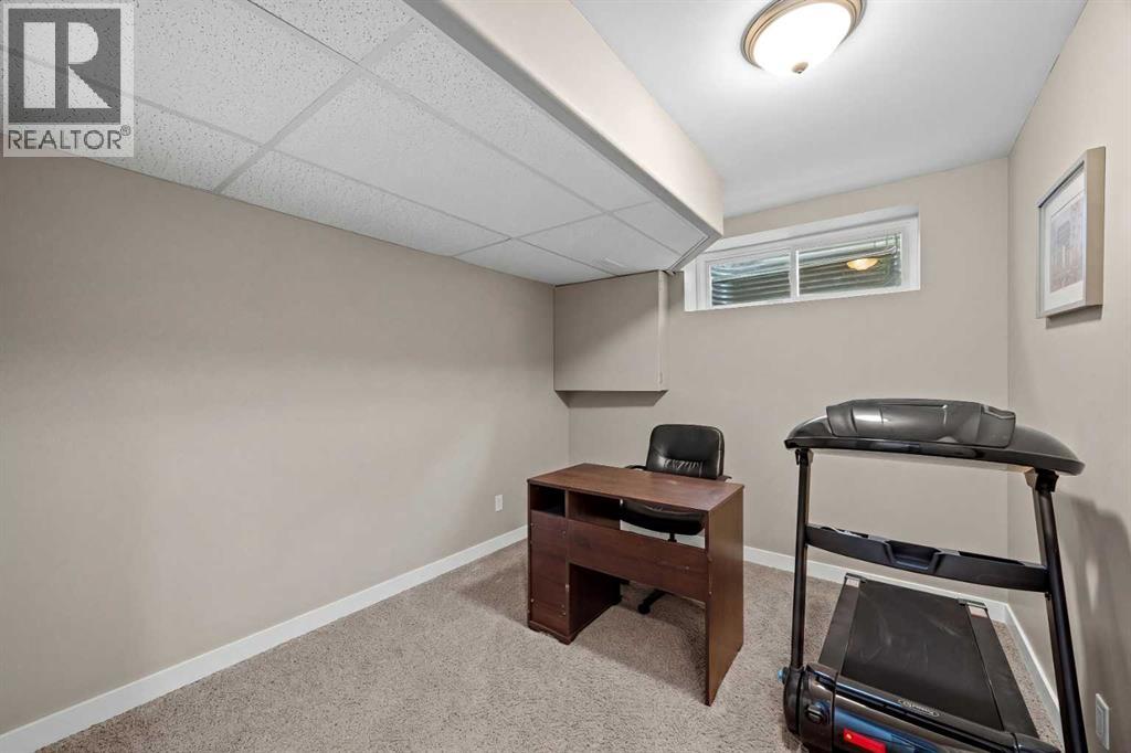 170 Hidden Hills Terrace Nw, Calgary, Alberta  T3A 6E3 - Photo 35 - A2308710