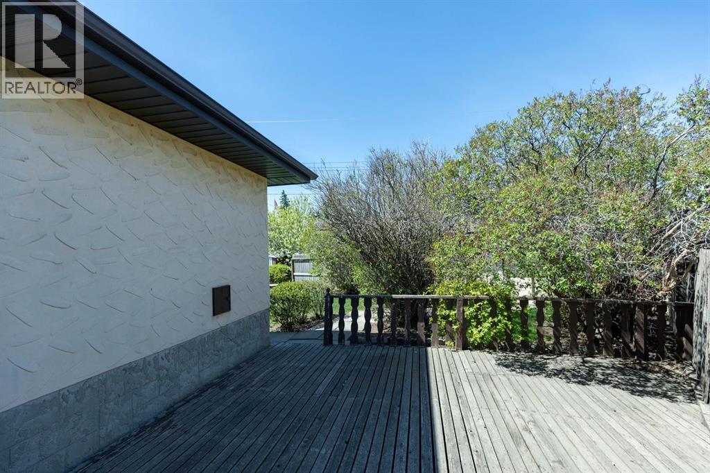 1132 Hunterston Hill Nw, Calgary, Alberta  T2K 4N8 - Photo 31 - A2310573