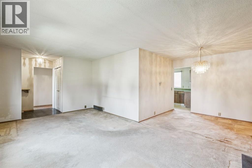 1132 Hunterston Hill Nw, Calgary, Alberta  T2K 4N8 - Photo 10 - A2310573