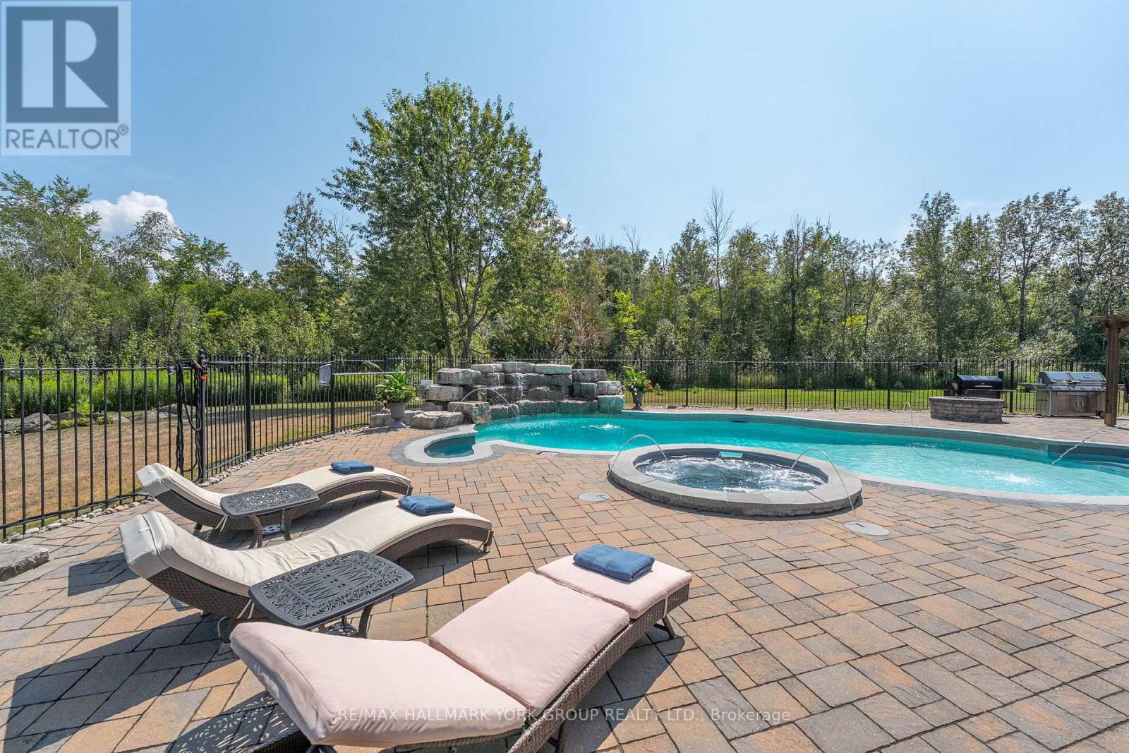 6871 BLACK RIVER ROAD, Georgina, Ontario
