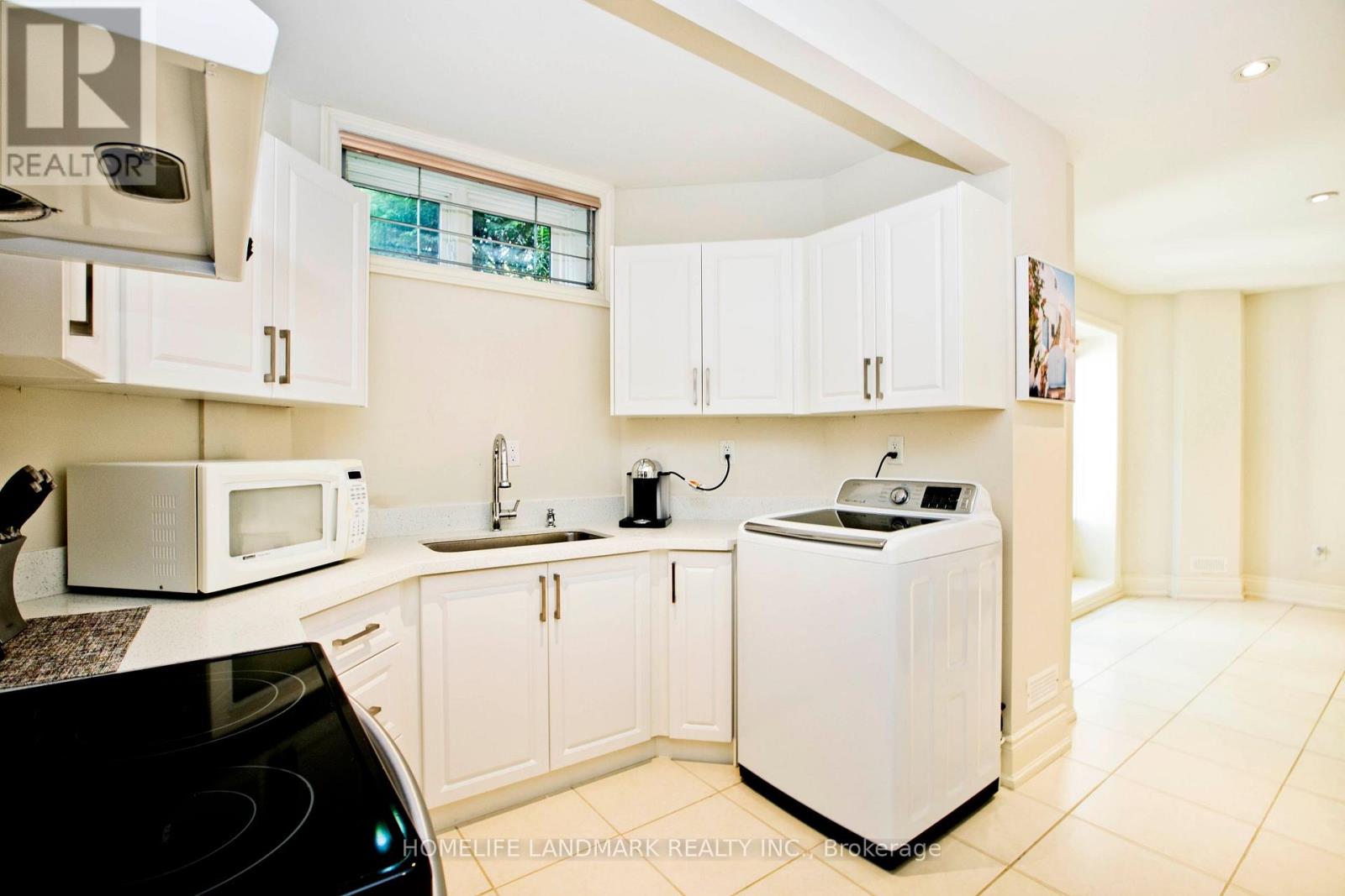 206 Kingsdale Avenue, Toronto, Ontario  M2N 3W9 - Photo 9 - C12820720
