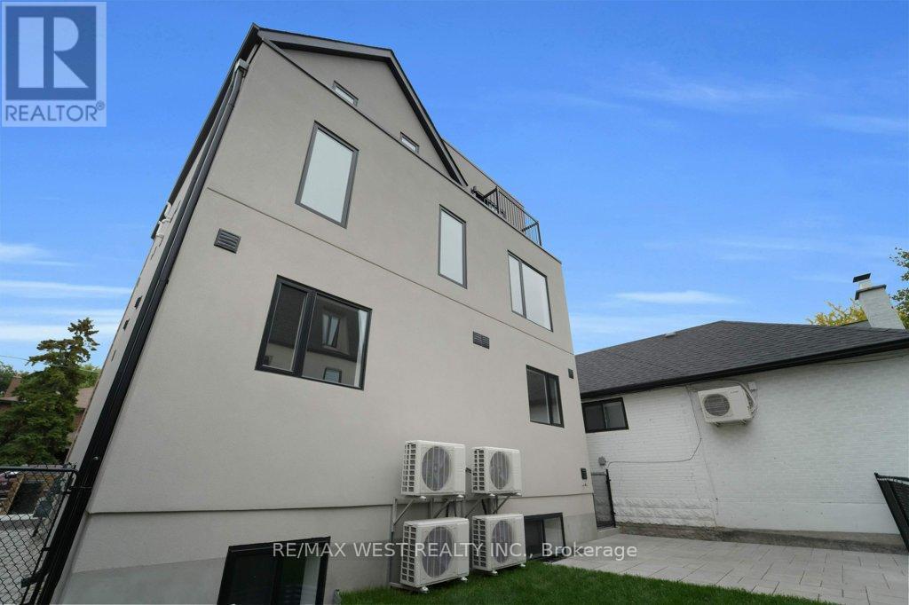 D - 502 Atlas Avenue, Toronto, Ontario  M6C 3R3 - Photo 23 - C12967094