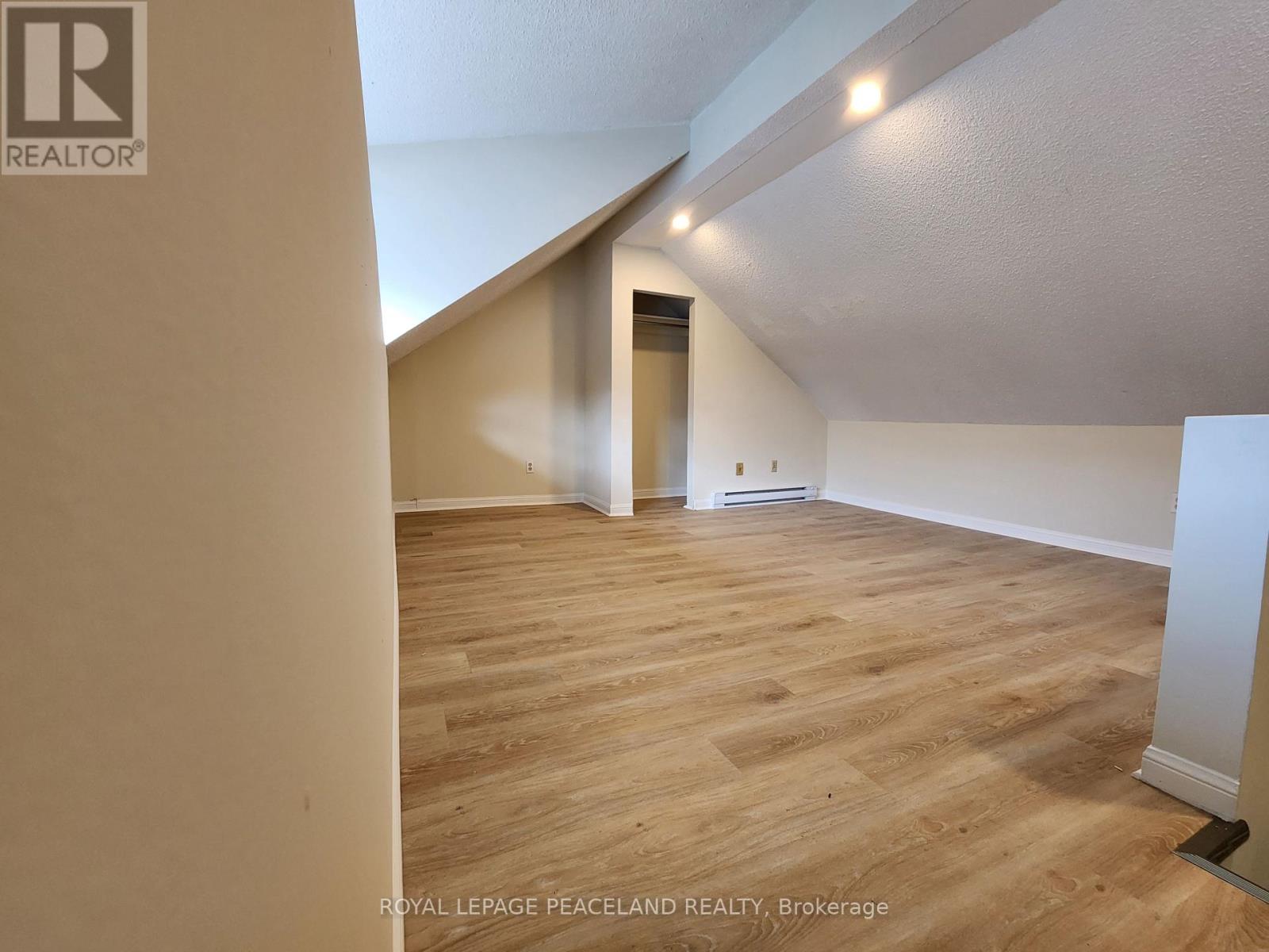 3 - 558 Spadina Crescent, Toronto, Ontario  M5S 2J9 - Photo 10 - C13124750