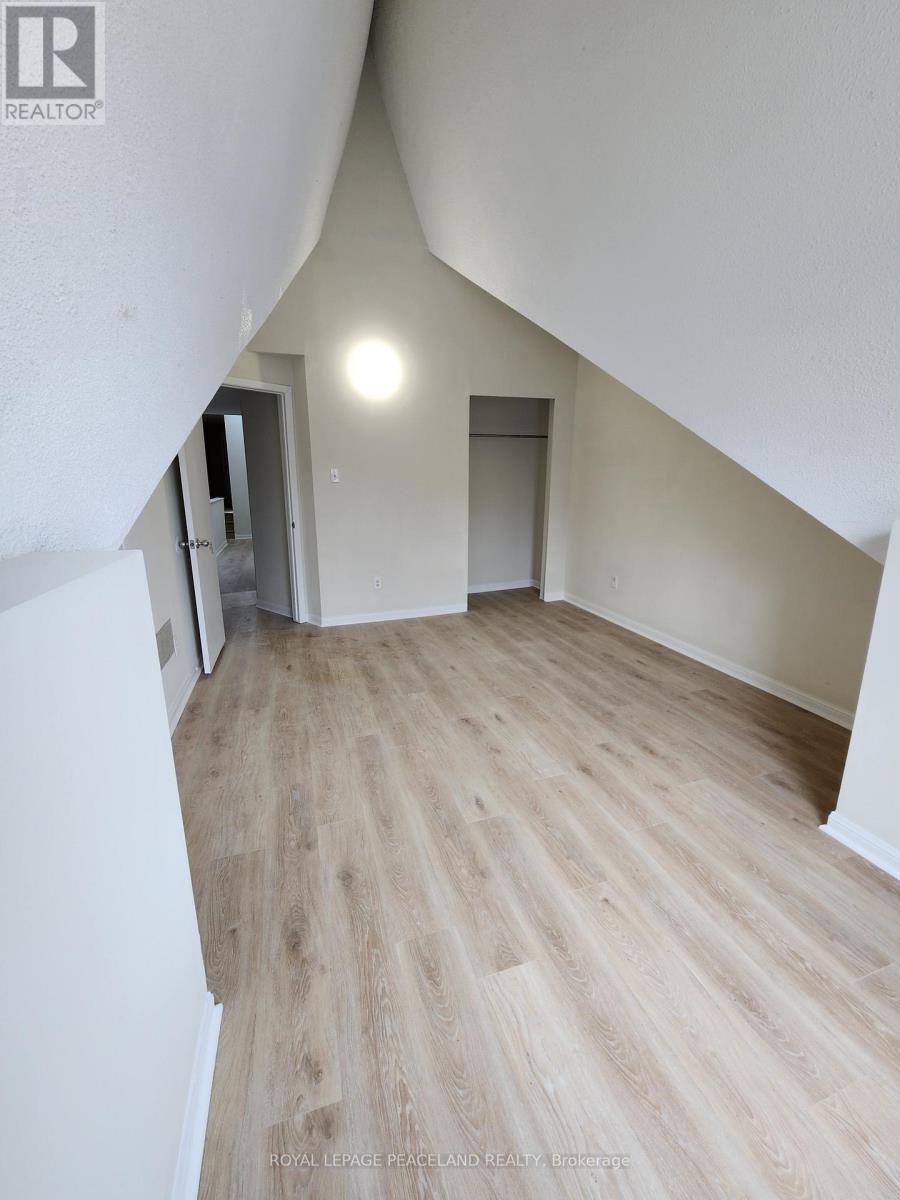 3 - 558 Spadina Crescent, Toronto, Ontario  M5S 2J9 - Photo 7 - C13124750