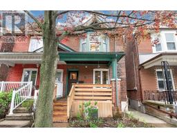 15 PAGE STREET, Toronto, Ontario