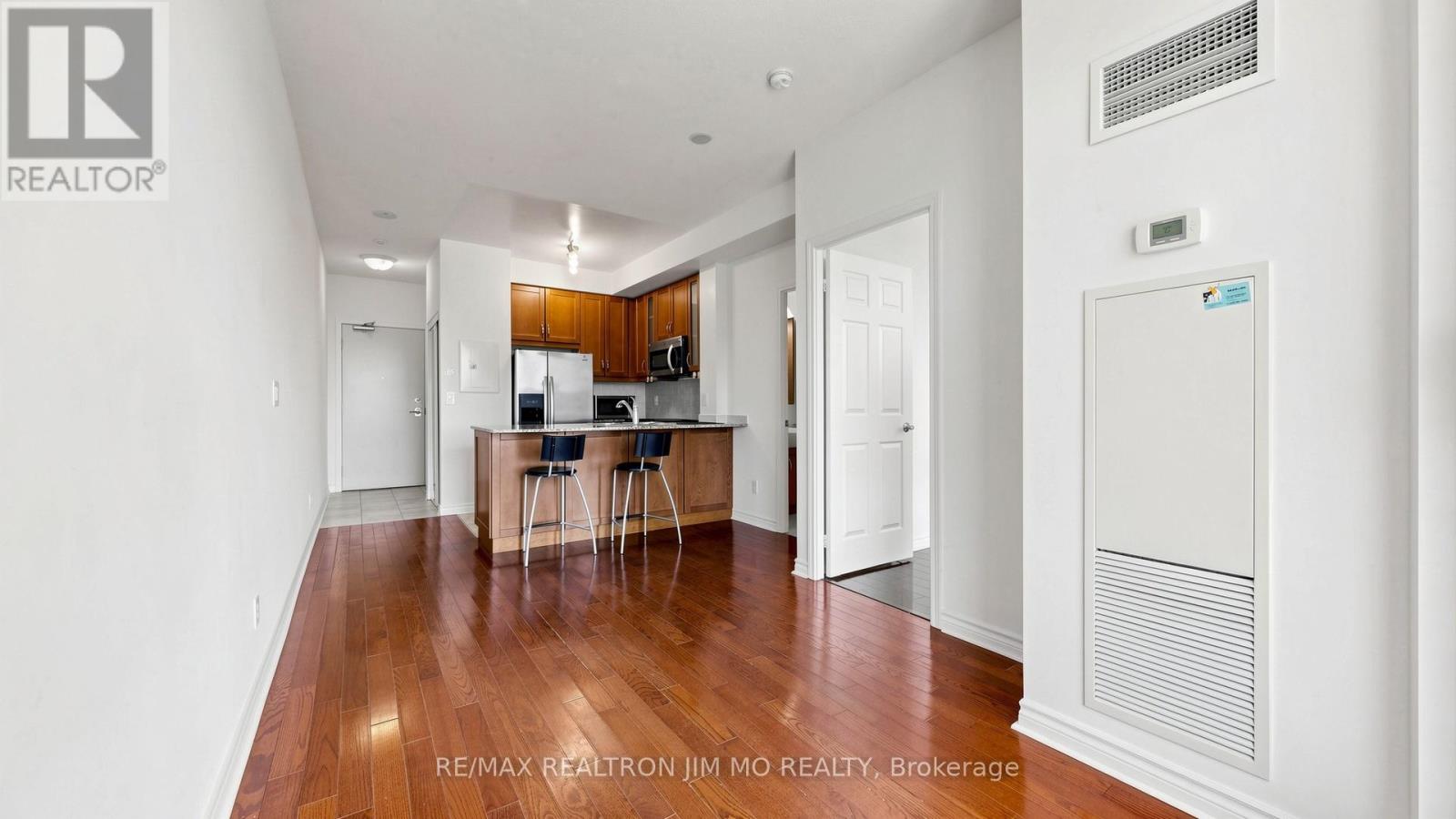 1606 - 18 Holmes Avenue, Toronto, Ontario M2N 0E1 - Photo 3 - C13109086