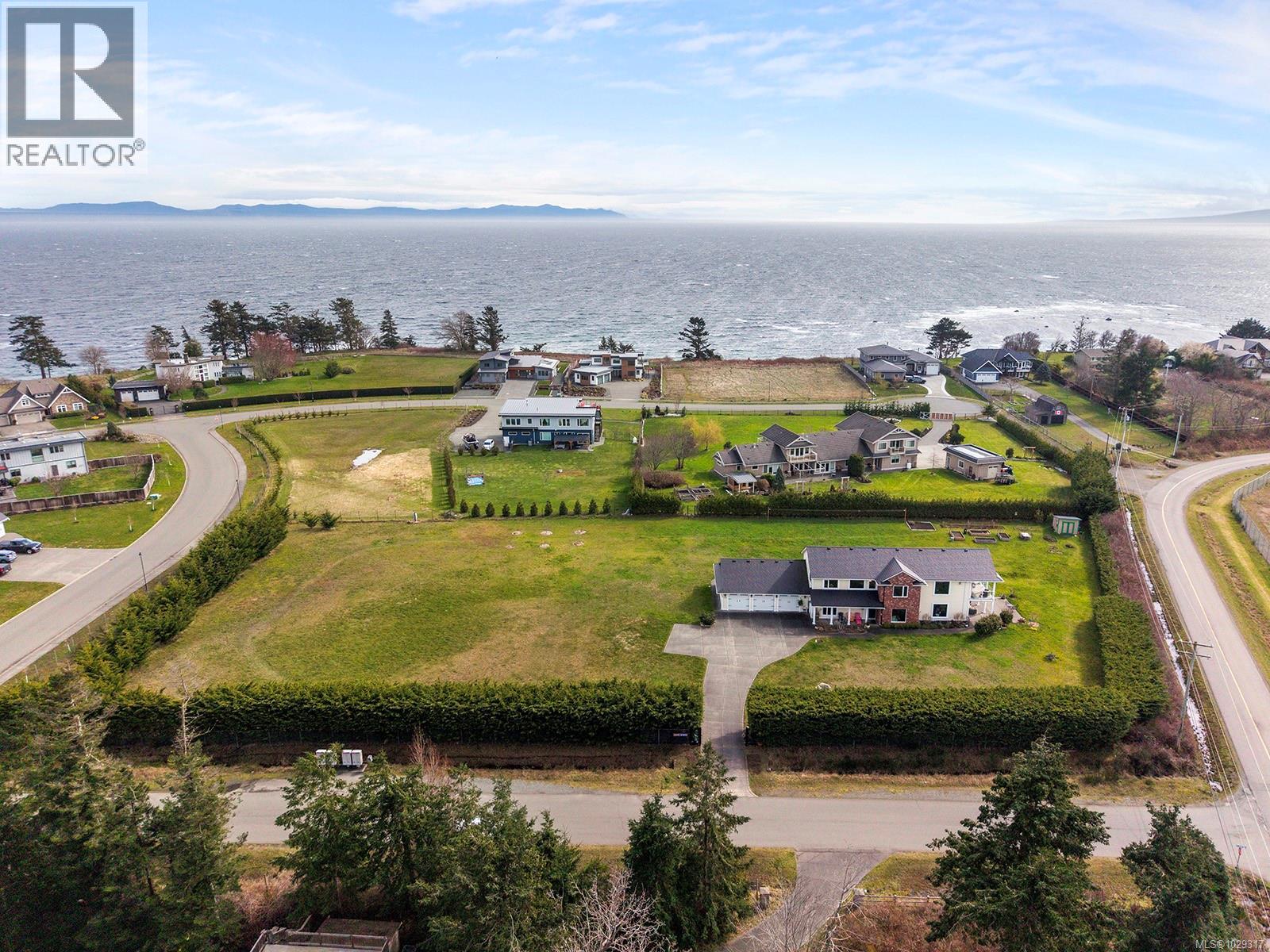 1167 Tara Rd, Comox, British Columbia  V9M 3T5 - Photo 3 - 1029317