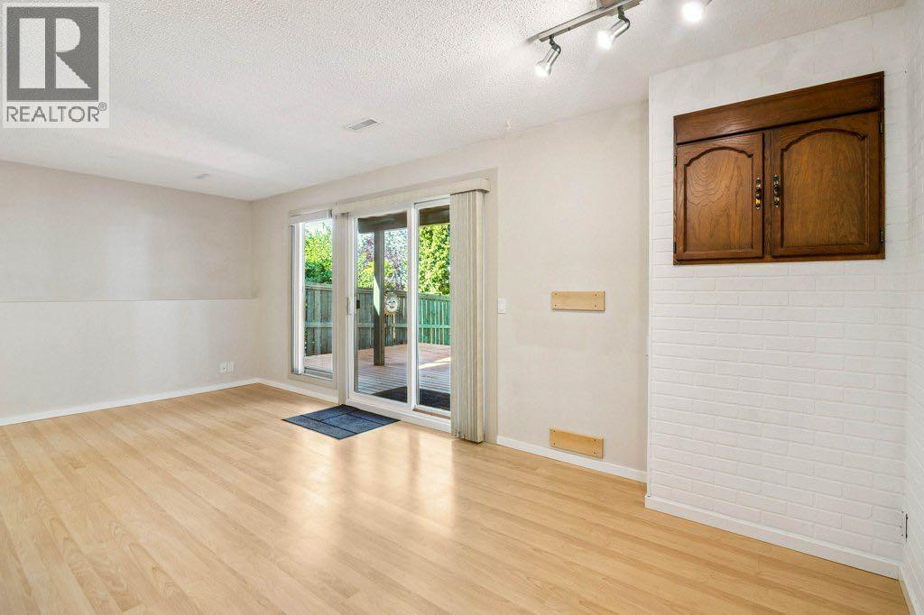 153 Mckinnon Crescent Ne, Calgary, Alberta  T2E 7B6 - Photo 24 - A2299949