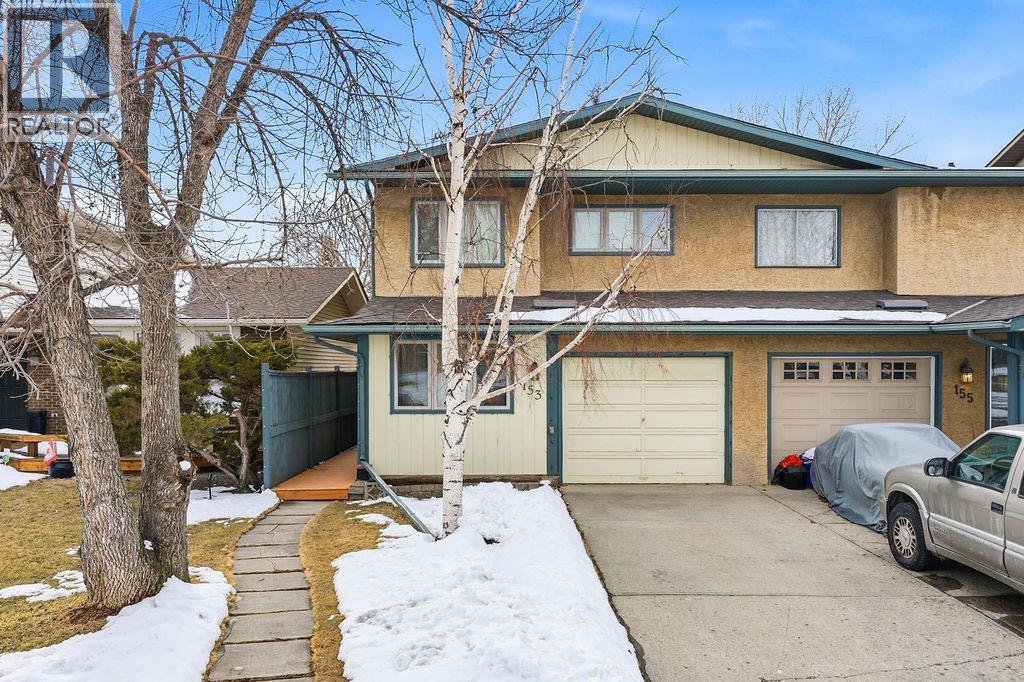 153 Mckinnon Crescent Ne, Calgary, Alberta  T2E 7B6 - Photo 2 - A2299949