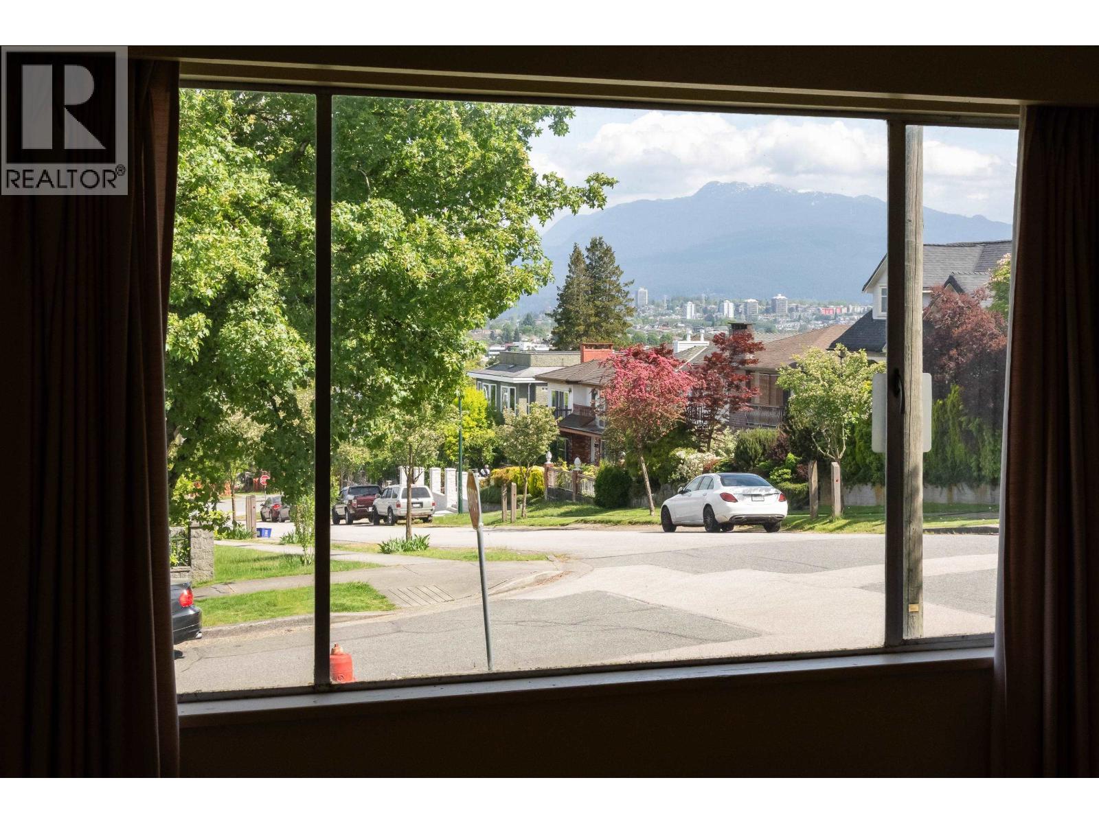 2798 E 24th Avenue, Vancouver, British Columbia  V5R 1E4 - Photo 11 - R3122884