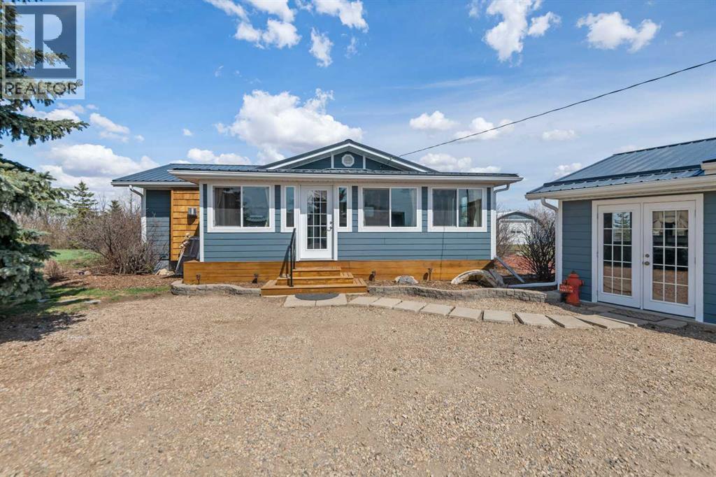 274048 Range Road 261, Rural Rocky View County, Alberta  T0M 0G0 - Photo 2 - A2309615