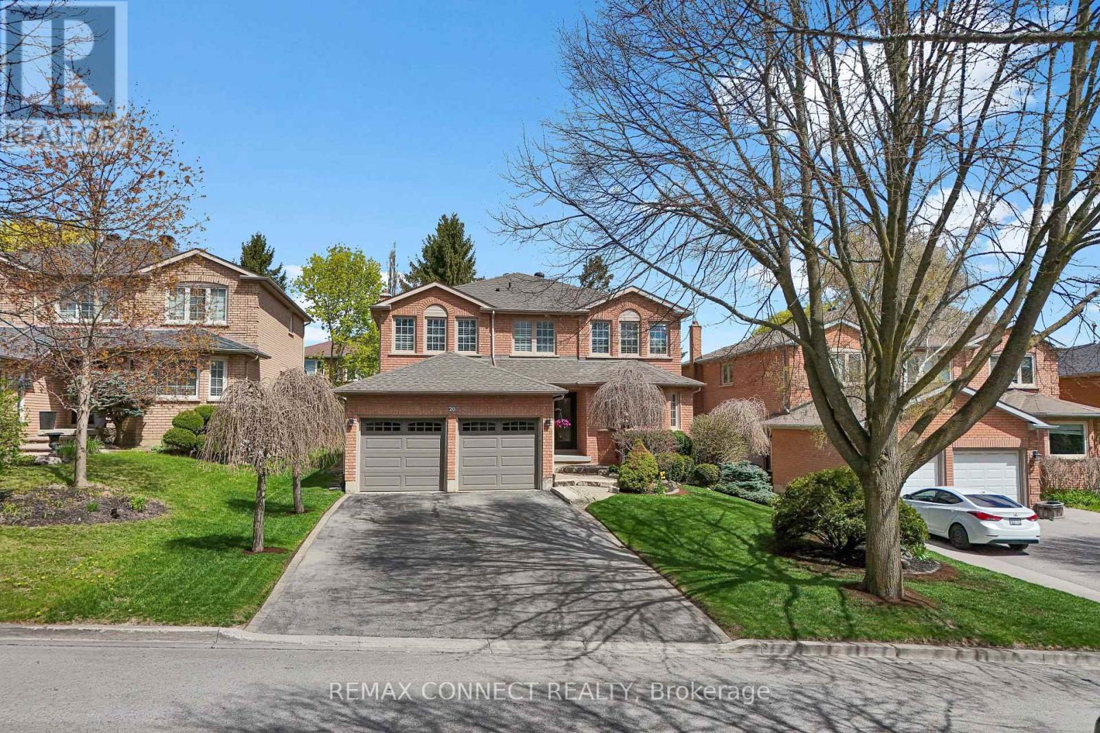 20 GOLDSMITH CRESCENT, newmarket (armitage), Ontario