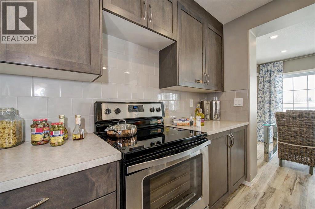 15 Golden Crescent, Red Deer, Alberta  T4P 2P9 - Photo 20 - A2298612