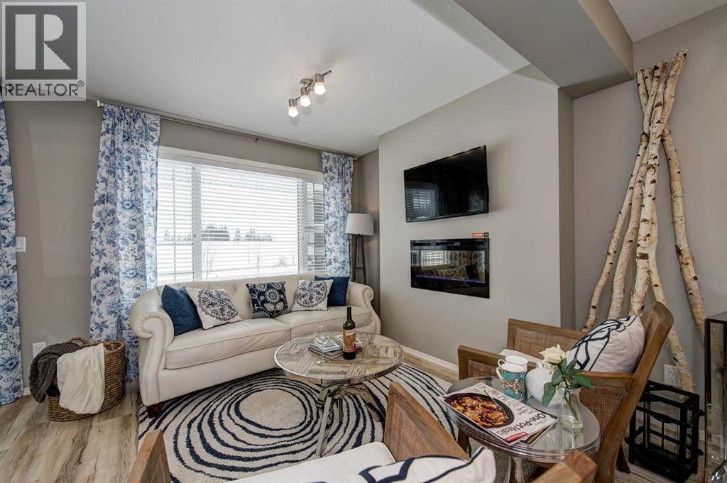 15 Golden Crescent, Red Deer, Alberta  T4P 2P9 - Photo 7 - A2298612