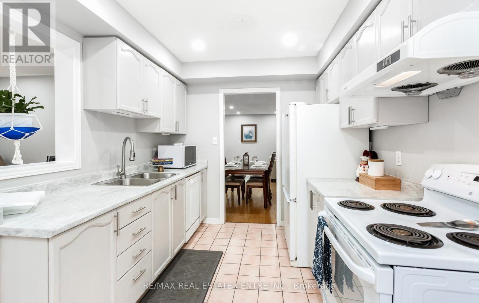 66 - 2555 Thomas Street, Mississauga, Ontario  L5M 5P6 - Photo 6 - W13124732