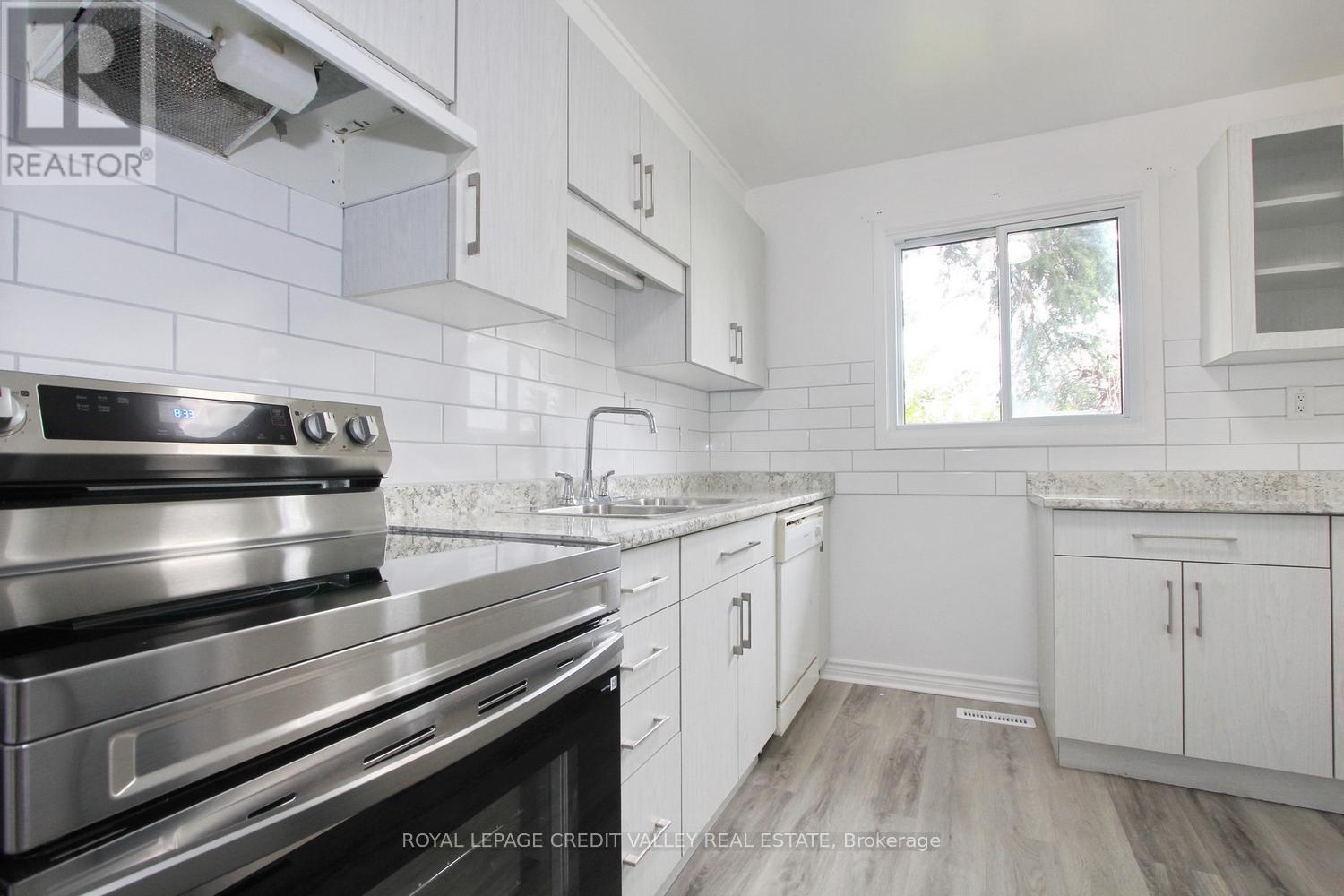 27 - 57 Hansen Road, Brampton, Ontario  L6V 3C6 - Photo 10 - W13124758