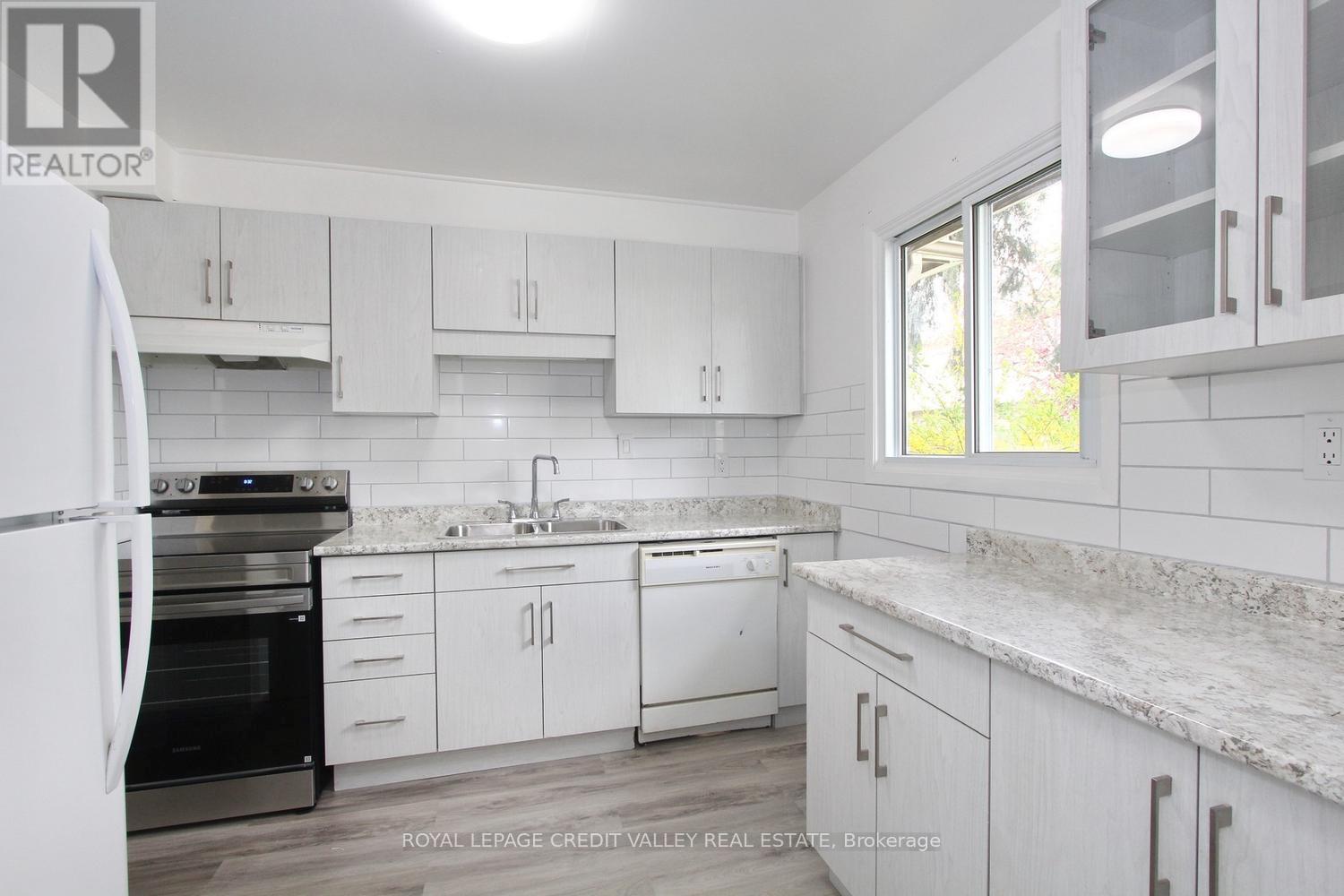 27 - 57 Hansen Road, Brampton, Ontario  L6V 3C6 - Photo 7 - W13124758