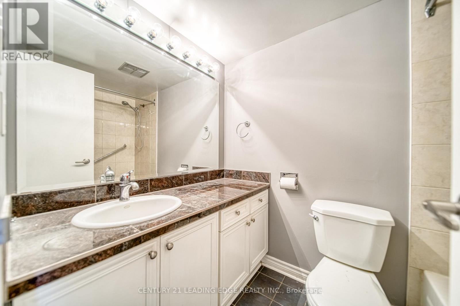 1007 - 3100 Kirwin Avenue, Mississauga, Ontario  L5A 3S6 - Photo 11 - W13124770