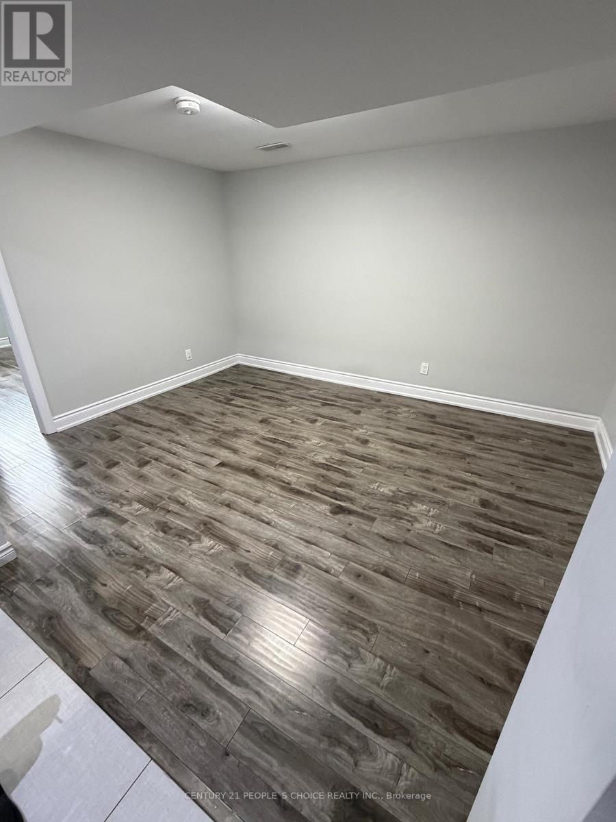 38 Westhumber Boulevard E, Toronto, Ontario  M9W 3M6 - Photo 3 - W13124808