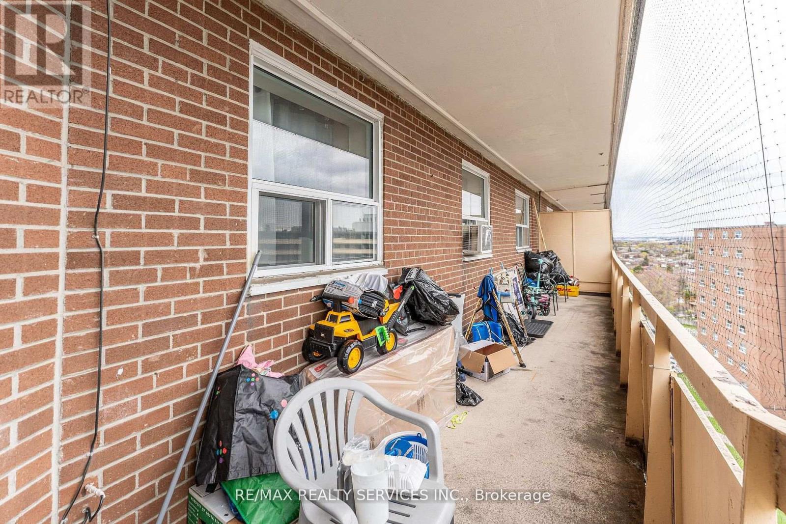 1006 - 3555 Derry Road E, Mississauga (Malton), Ontario  L4T 1B2 - Photo 17 - W13124814