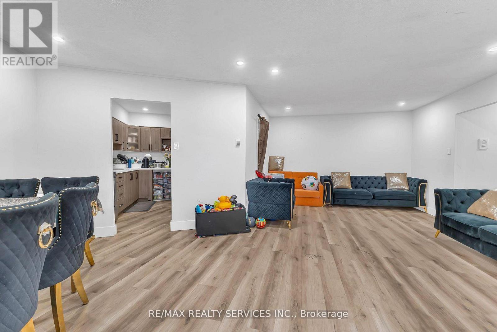 1006 - 3555 Derry Road E, Mississauga (Malton), Ontario  L4T 1B2 - Photo 24 - W13124814